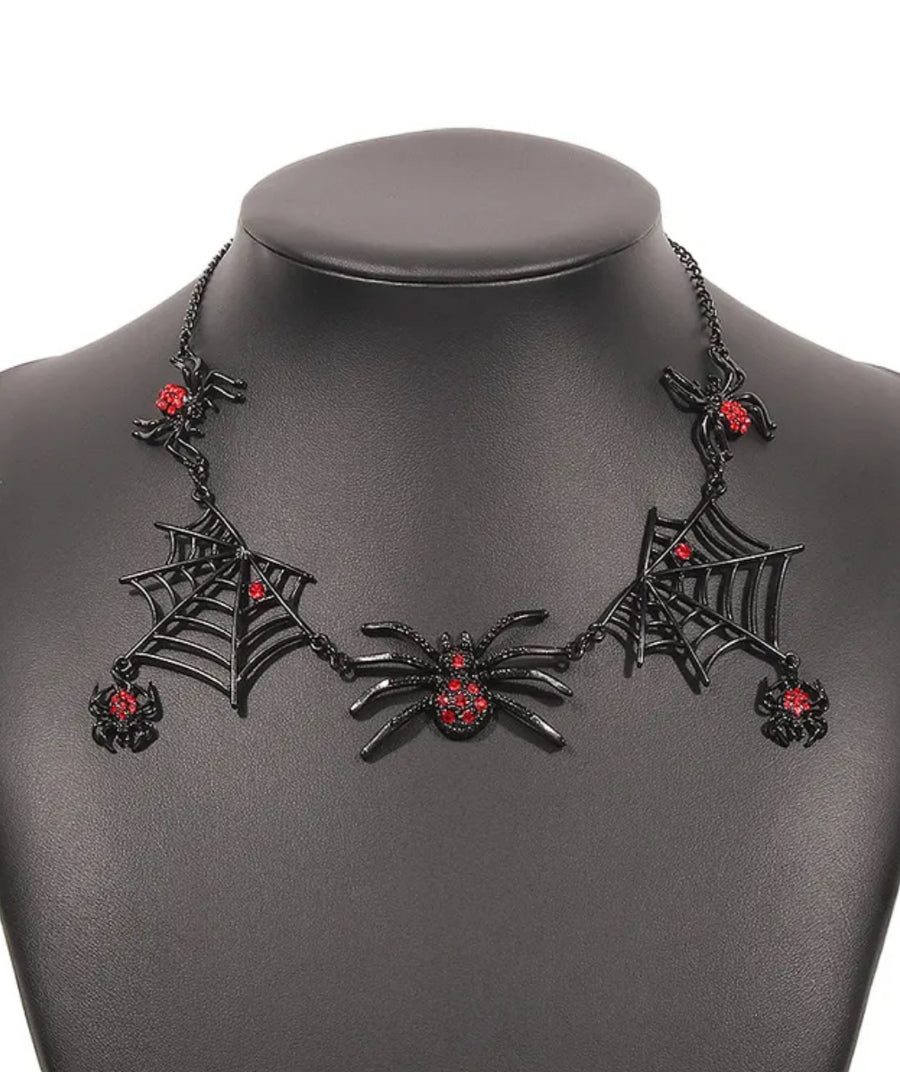 Spectacular Spiders Silver Necklace