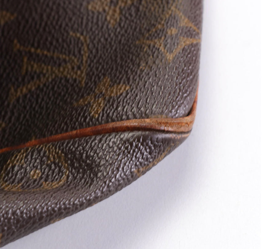 Authentic Louis Vuitton Speedy 25 in Monogram Canvas and Vachetta Leather