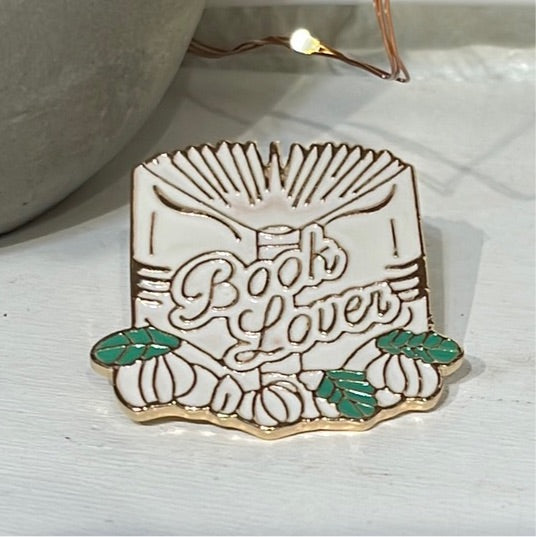 Book Lovers Novelty Pin
